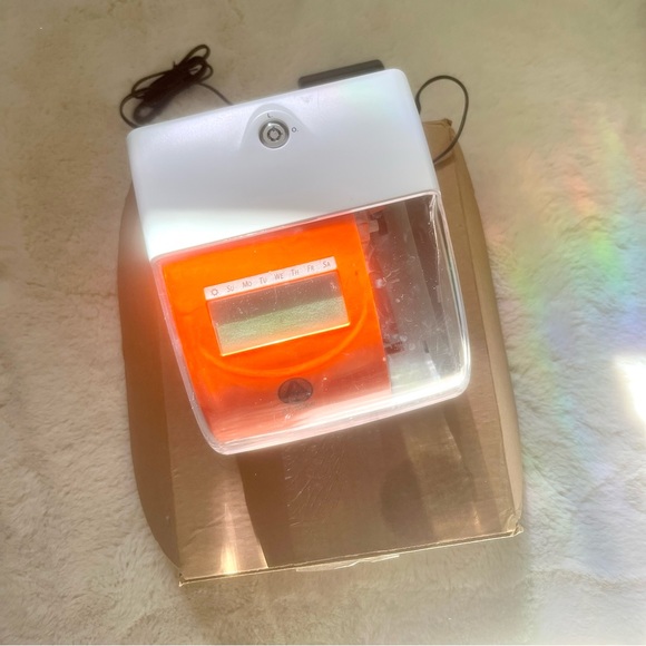 VTG Allied Time AT-3000R Time Clock With Cards - Picture 2 of 12